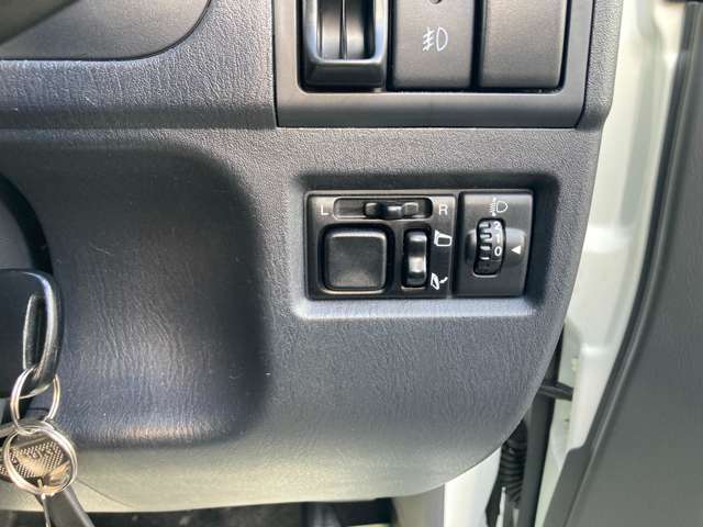 スズキ ジムニー ６６０ ランドベンチャー ４ＷＤ H29年 (関東) 99