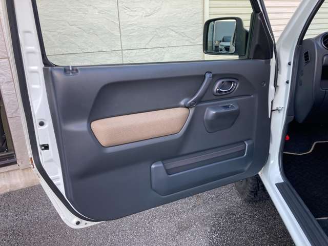 スズキ ジムニー ６６０ ランドベンチャー ４ＷＤ H29年 (関東) 99