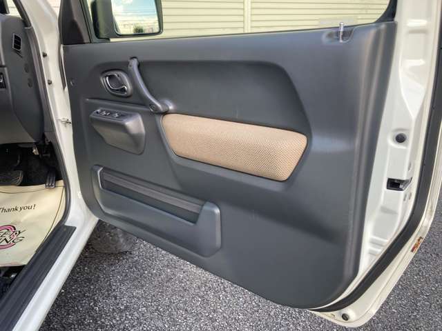 スズキ ジムニー ６６０ ランドベンチャー ４ＷＤ H29年 (関東) 99