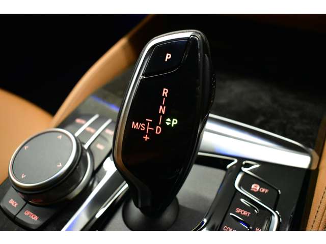 ＢＭＷ ５シリーズ ５４０Ｉ Ｘドライブ Ｍスポーツ ４ＷＤ R3年 (関東) 99