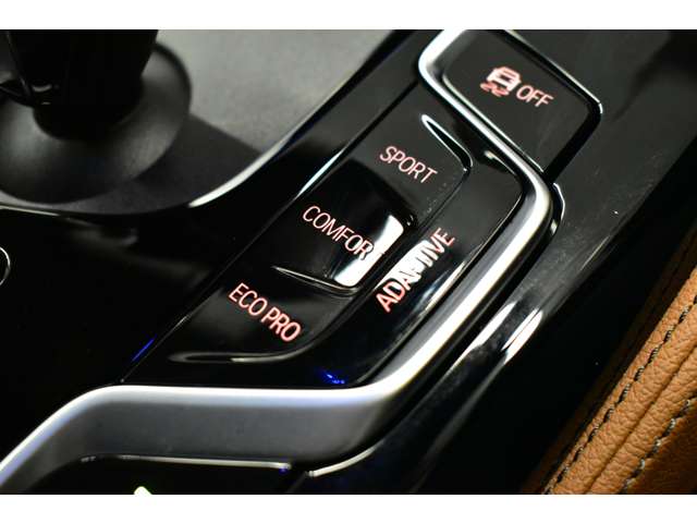 ＢＭＷ ５シリーズ ５４０Ｉ Ｘドライブ Ｍスポーツ ４ＷＤ R3年 (関東) 99