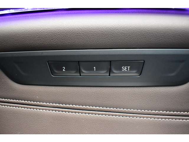 ＢＭＷ ５シリーズ ５２３Ｄ Ｘドライブ Ｍスポーツ エディション ジョイプラス ディーゼルターボ ４ＷＤ R2年 (関東) 99