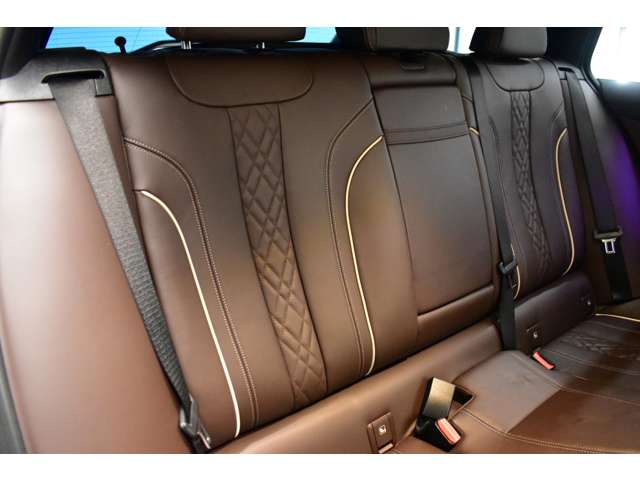 ＢＭＷ ５シリーズ ５２３Ｄ Ｘドライブ Ｍスポーツ エディション ジョイプラス ディーゼルターボ ４ＷＤ R2年 (関東) 99