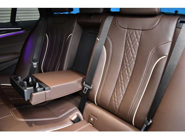 ＢＭＷ ５シリーズ ５２３Ｄ Ｘドライブ Ｍスポーツ エディション ジョイプラス ディーゼルターボ ４ＷＤ R2年 (関東) 99