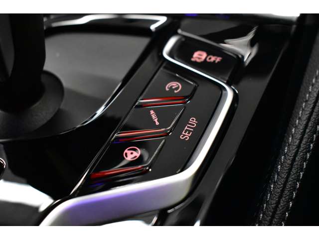 ＢＭＷ Ｍ５ ４．４ ４ＷＤ H30年 (関東) 99