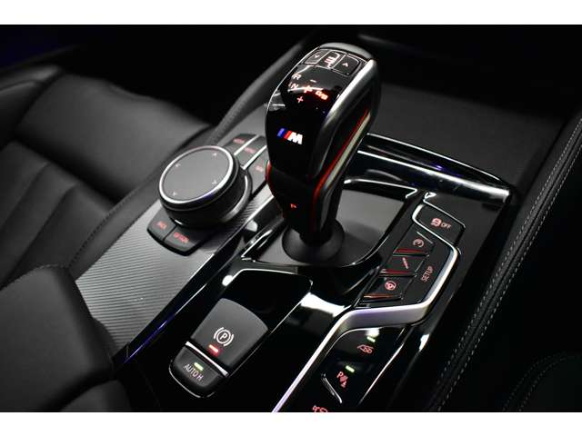 ＢＭＷ Ｍ５ ４．４ ４ＷＤ H30年 (関東) 99