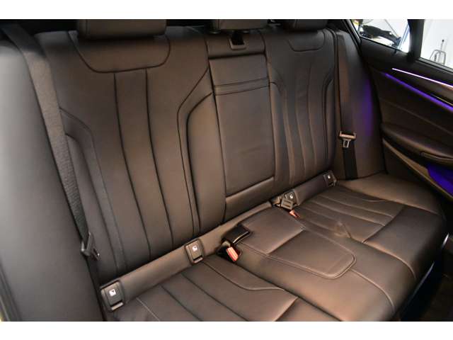 ＢＭＷ Ｍ５ ４．４ ４ＷＤ H30年 (関東) 99