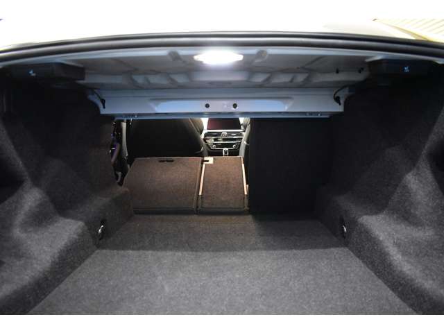 ＢＭＷ Ｍ５ ４．４ ４ＷＤ H30年 (関東) 99