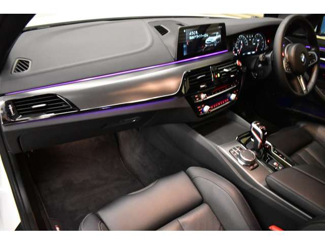 ＢＭＷ Ｍ５ ４．４ ４ＷＤ H30年 (関東) 99