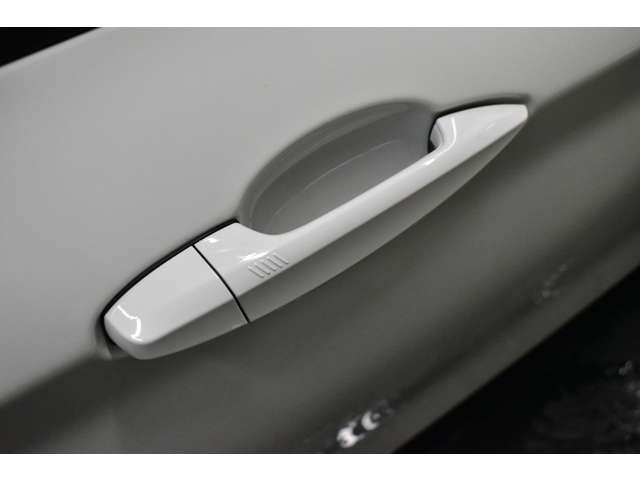 ＢＭＷ Ｘ１ Ｘドライブ １８Ｄ Ｘライン ４ＷＤ R1年 (関東) 99