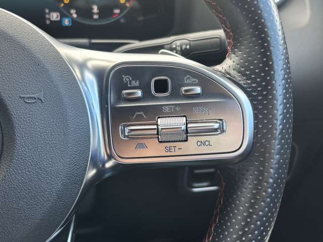 メルセデスベンツ ＧＬＡクラス ＧＬＡ２００ Ｄ ４マチック ＡＭＧライン ディーゼルターボ ４ＷＤ R2年 (東北) 99