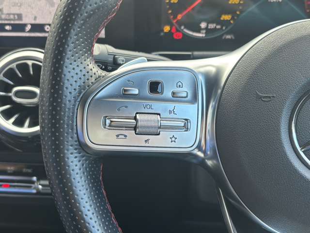 メルセデスベンツ ＧＬＡクラス ＧＬＡ２００ Ｄ ４マチック ＡＭＧライン ディーゼルターボ ４ＷＤ R2年 (東北) 99