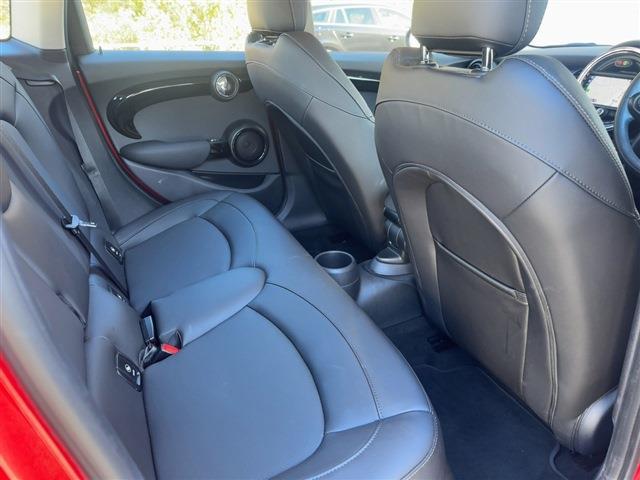 ミニ ミニ クーパー ５ドア ＤＣＴ R3年 (東北) 99