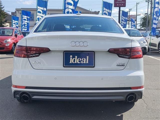 アウディ Ａ４ ２．０ ＴＦＳＩ クワトロ タキシード スタイル ４ＷＤ H30年 (東北) 99