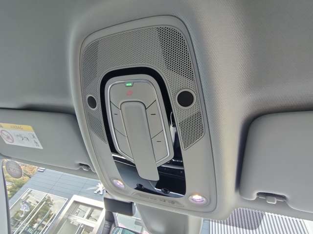 アウディ Ａ４ ２．０ ＴＦＳＩ クワトロ タキシード スタイル ４ＷＤ H30年 (東北) 99