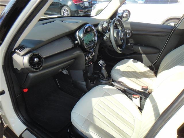 ミニ ミニ クーパーＤ ５ドア H29年 (東北) 99