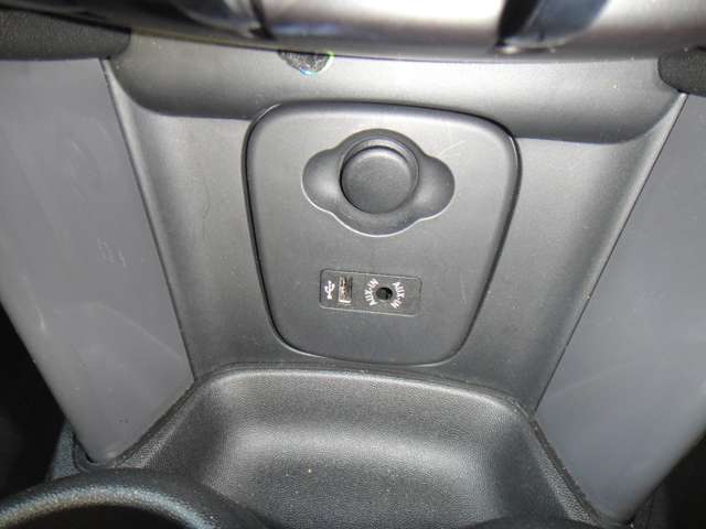 ミニ ミニ クーパーＤ ５ドア H29年 (東北) 99