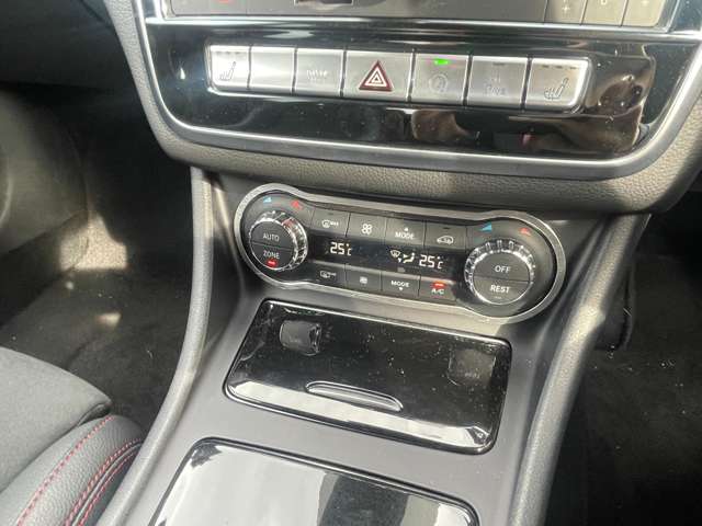 メルセデスベンツ ＣＬＡクラス ＣＬＡ２５０ H28年 (東北) 99