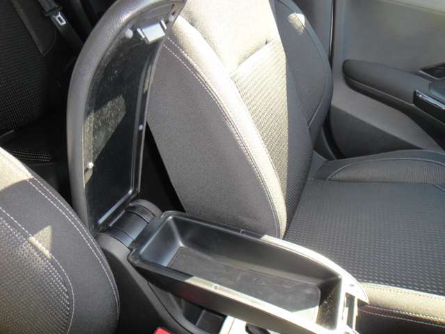 プジョー ２０８ アリュール H28年 (東北) 99