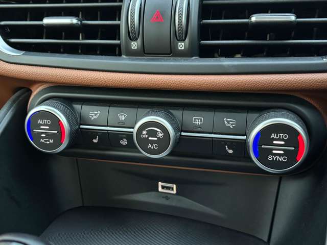 アルファロメオ ジュリア ２．０ ターボ ヴェローチェ R1年 (東北) 99