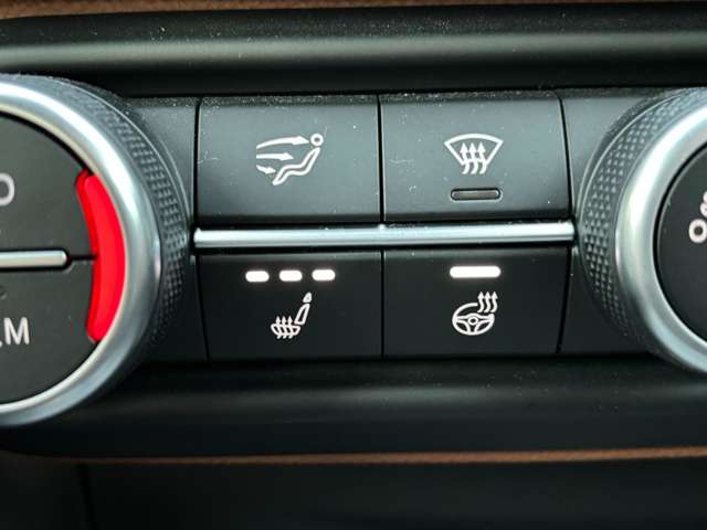 アルファロメオ ジュリア ２．０ ターボ ヴェローチェ R1年 (東北) 99