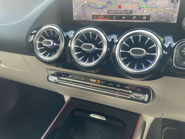 メルセデスベンツ ＧＬＡクラス ＧＬＡ２００ Ｄ ４マチック ディーゼルターボ ４ＷＤ R2年 (東北) 99