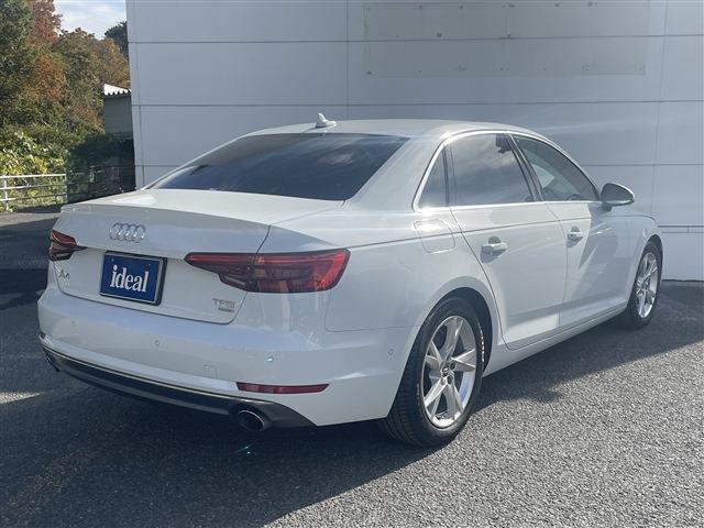 アウディ Ａ４ ２．０　ＴＦＳＩ　スポーツ H28年 (東北) 99