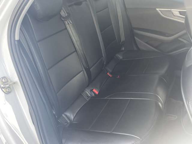 アウディ Ａ４ ２．０　ＴＦＳＩ　スポーツ H28年 (東北) 99