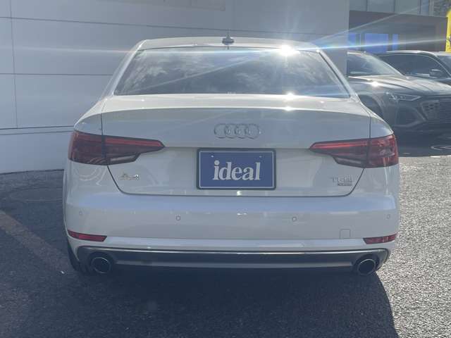 アウディ Ａ４ ２．０　ＴＦＳＩ　スポーツ H28年 (東北) 99