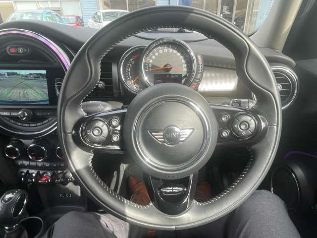 ミニ ミニ クーパーＳ ５ドア H29年 (東北) 99