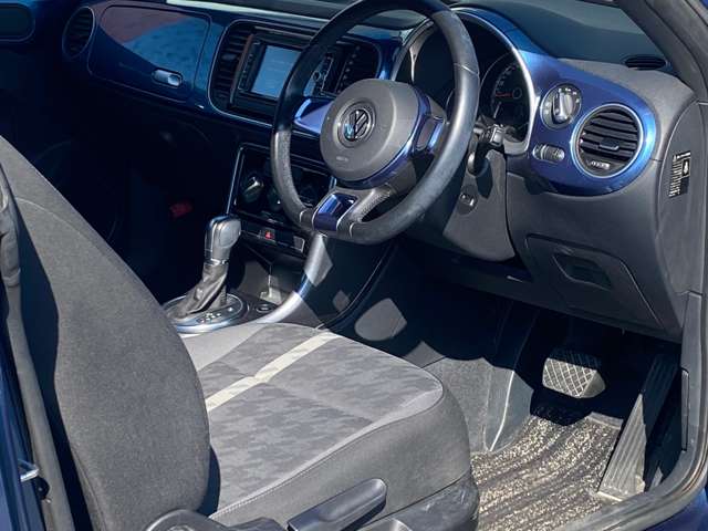 フォルクスワーゲン ザ　ビートル デザイン H29年 (東北) 99