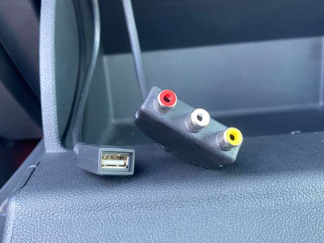 フォルクスワーゲン ザ　ビートル デザイン H29年 (東北) 99