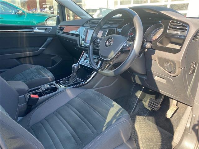 フォルクスワーゲン ゴルフトゥーラン ＴＳＩ　ハイライン H29年 (東北) 99