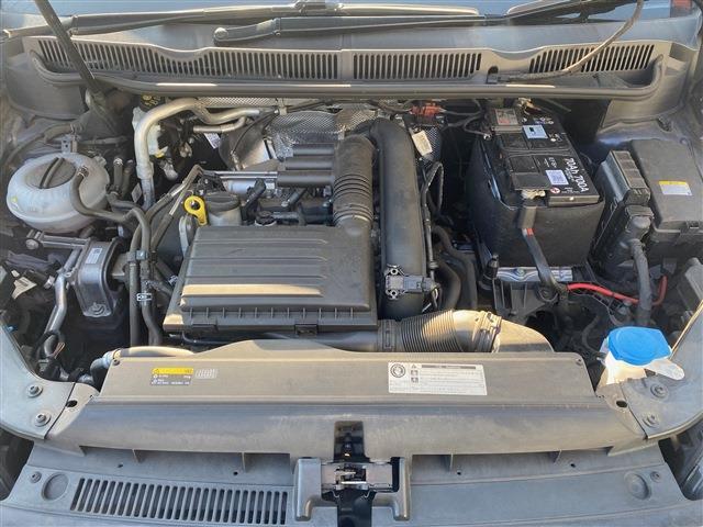 フォルクスワーゲン ゴルフトゥーラン ＴＳＩ　ハイライン H29年 (東北) 99