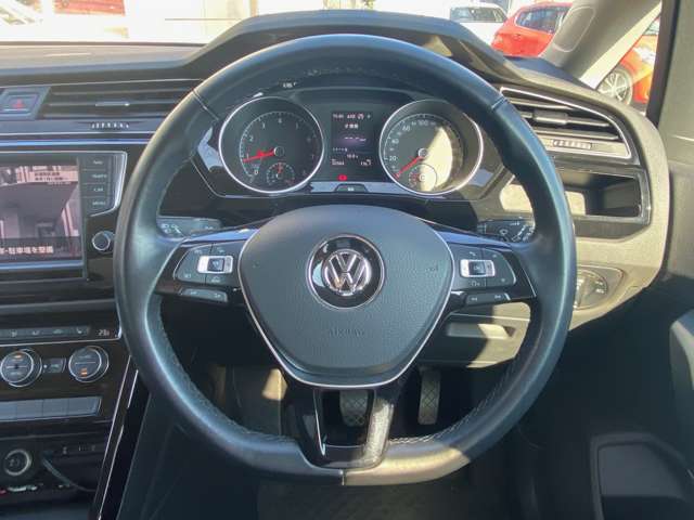 フォルクスワーゲン ゴルフトゥーラン ＴＳＩ　ハイライン H29年 (東北) 99