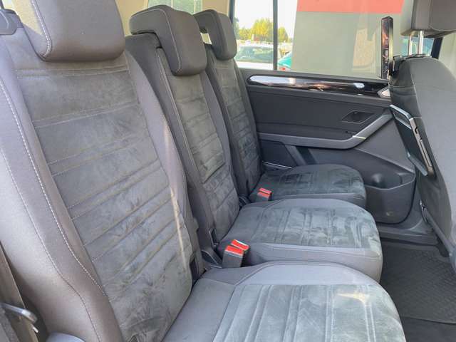 フォルクスワーゲン ゴルフトゥーラン ＴＳＩ　ハイライン H29年 (東北) 99