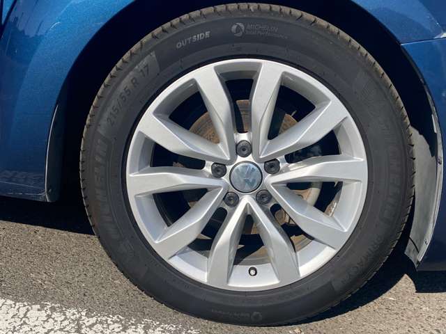 フォルクスワーゲン ザ　ビートル デザイン H29年 (東北) 99