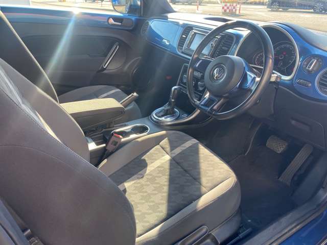 フォルクスワーゲン ザ　ビートル デザイン H29年 (東北) 99