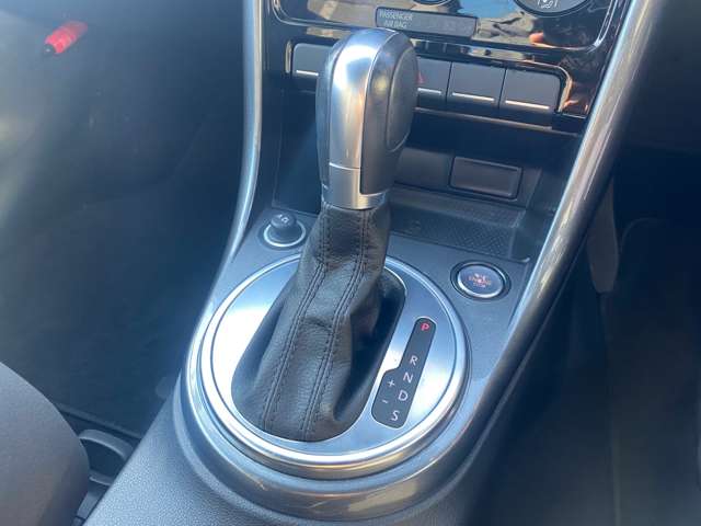 フォルクスワーゲン ザ　ビートル デザイン H29年 (東北) 99