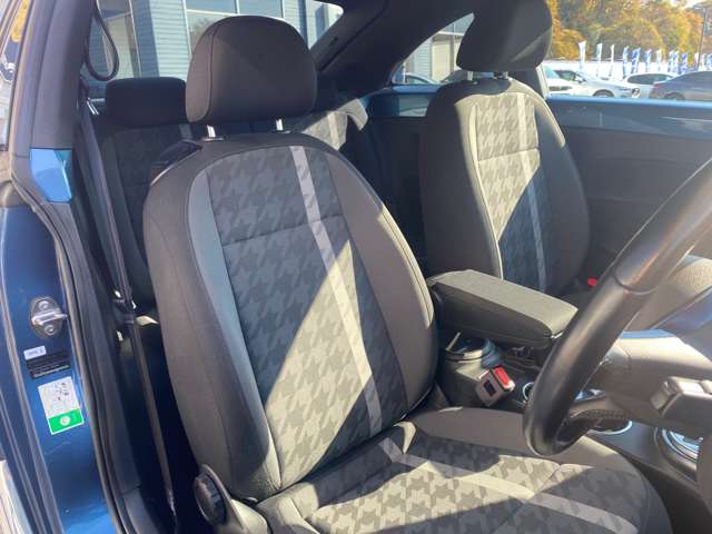 フォルクスワーゲン ザ　ビートル デザイン H29年 (東北) 99