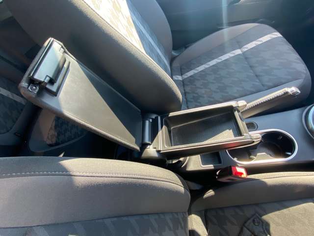 フォルクスワーゲン ザ　ビートル デザイン H29年 (東北) 99