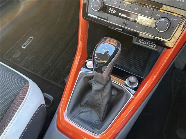 フォルクスワーゲン Ｔ－ＣＲＯＳＳ ＴＳＩ １ＳＴ プラス R2年 (東北) 99