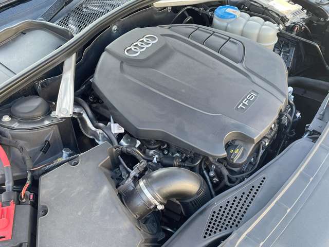 アウディ Ａ４ ２．０ ＴＦＳＩ スポーツ Ｓラインパッケージ H29年 (東北) 99