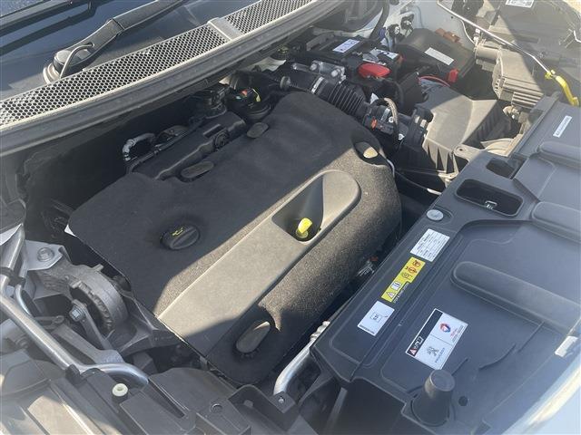 プジョー ３００８ ＧＴ ブルーＨＤＩ レッド ナッパ ディーゼルターボ R3年 (東北) 99