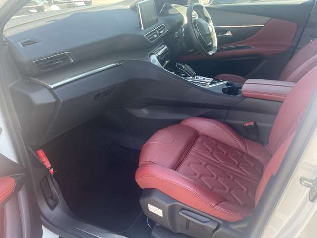 プジョー ３００８ ＧＴ ブルーＨＤＩ レッド ナッパ ディーゼルターボ R3年 (東北) 99