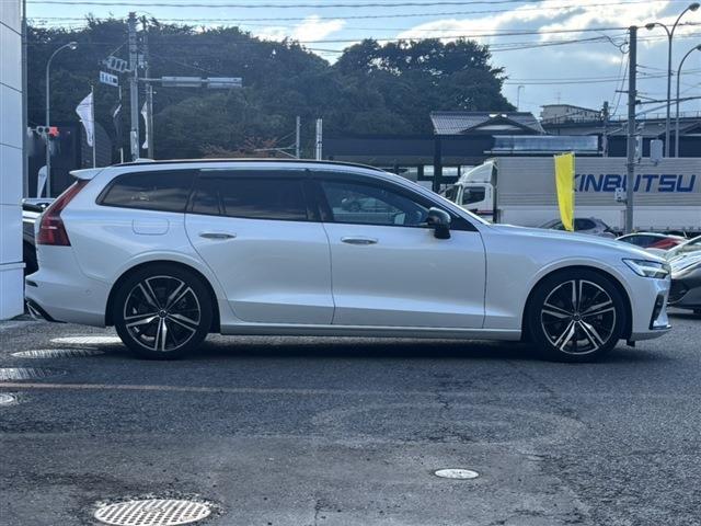 ボルボ Ｖ６０ Ｂ５　Ｒデザイン R3年 (東北) 99