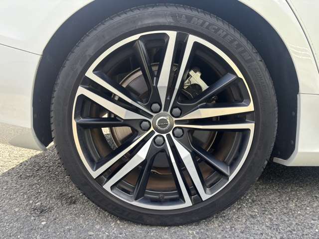 ボルボ Ｖ６０ Ｂ５　Ｒデザイン R3年 (東北) 99