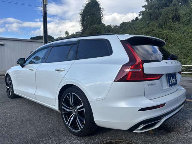 ボルボ Ｖ６０ Ｂ５　Ｒデザイン R3年 (東北) 99