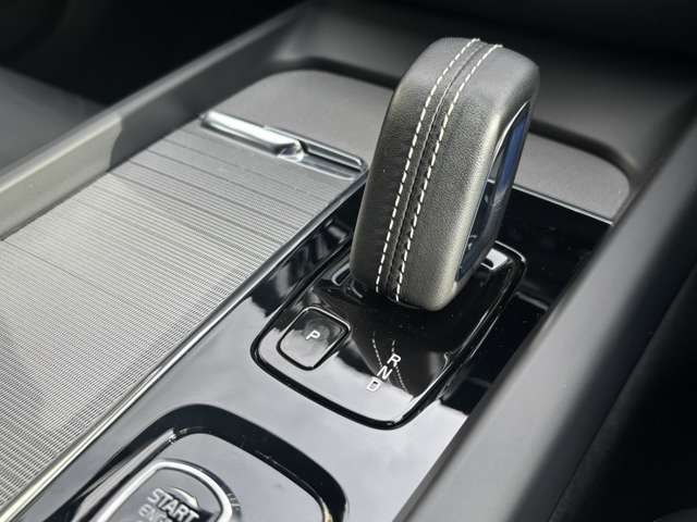 ボルボ Ｖ６０ Ｂ５　Ｒデザイン R3年 (東北) 99