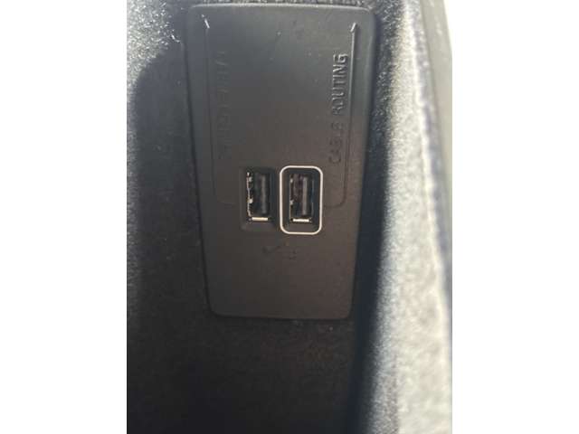 ボルボ Ｖ６０ Ｂ５　Ｒデザイン R3年 (東北) 99